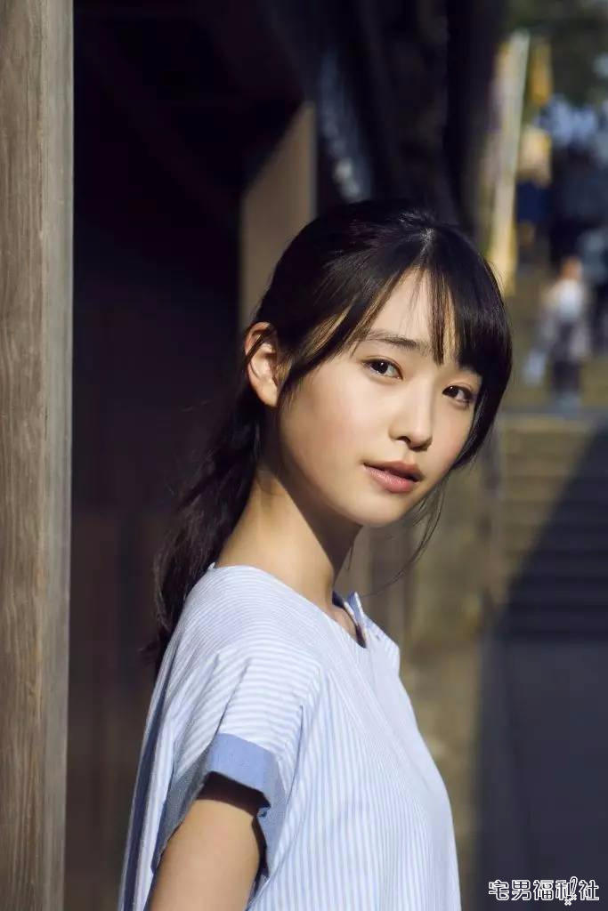 像小鹿一样惹人疼爱的女孩儿，日本国民美少女高桥光